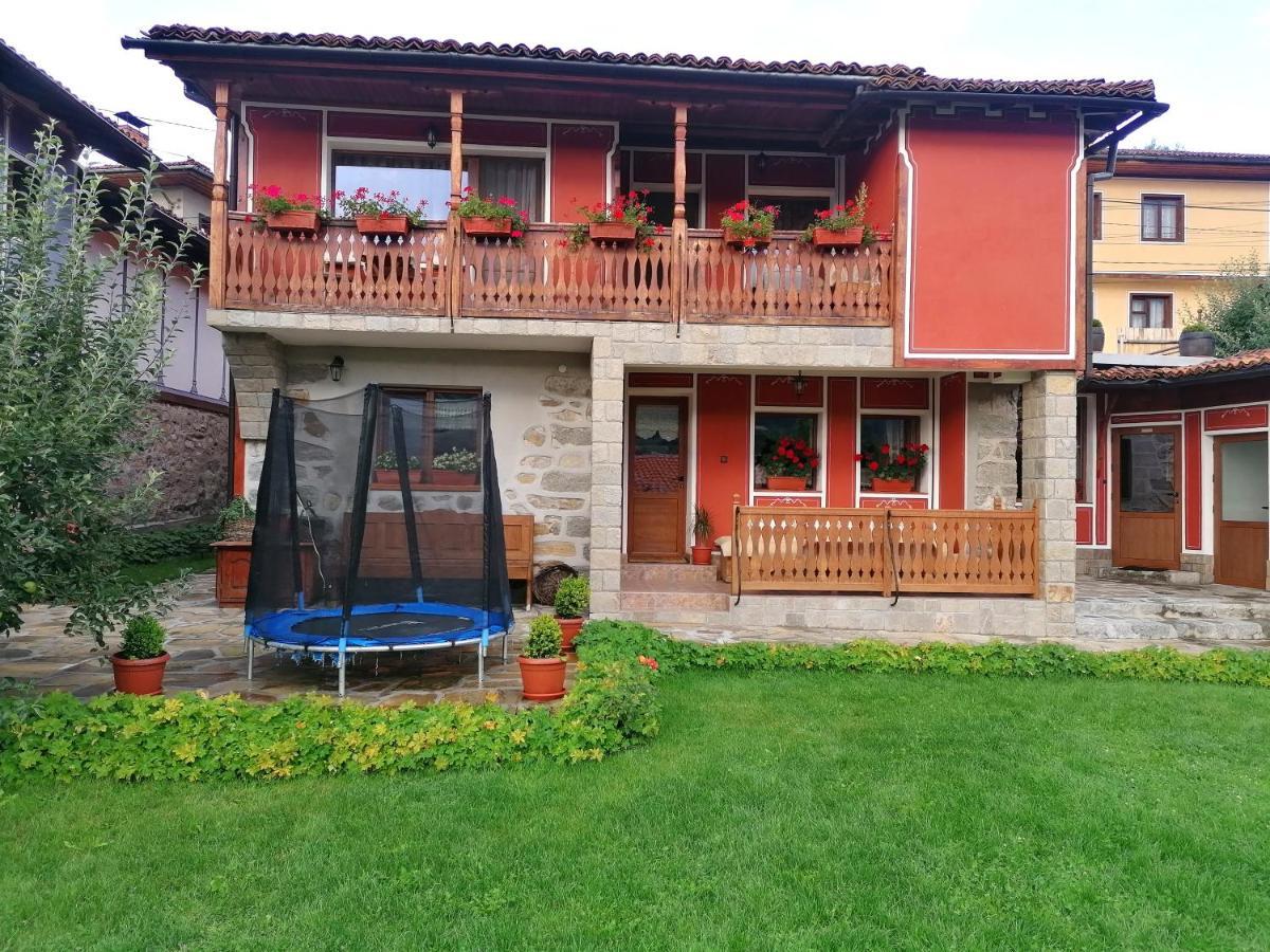 Радкината къща Hotel Копривщица Екстериор снимка