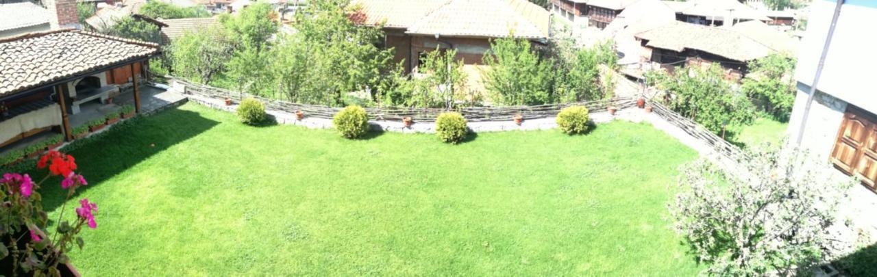 Радкината къща Hotel Копривщица Екстериор снимка