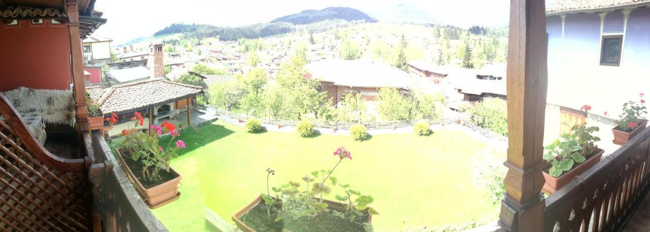 Радкината къща Hotel Копривщица Екстериор снимка