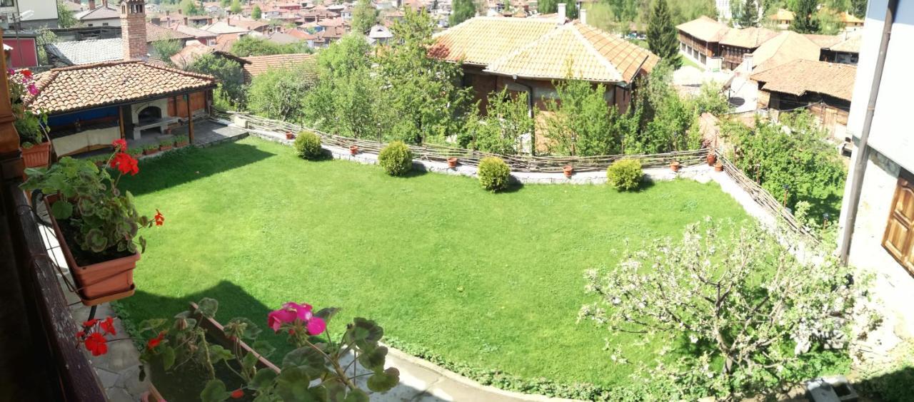 Радкината къща Hotel Копривщица Екстериор снимка