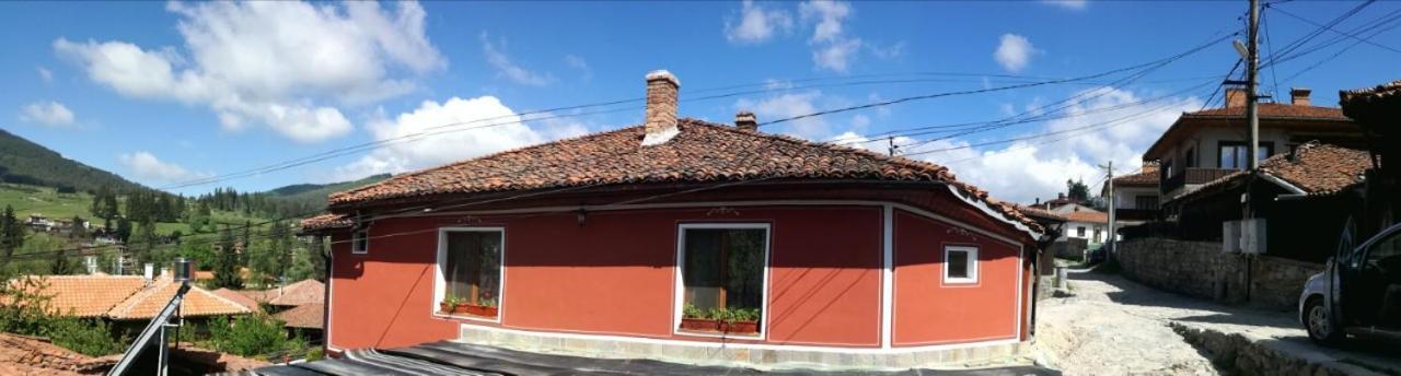 Радкината къща Hotel Копривщица Екстериор снимка